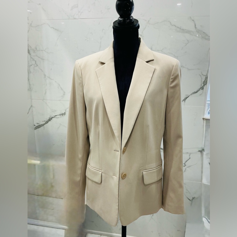 Nice Elegant Blazer - image 3